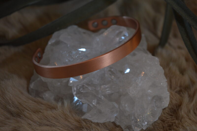 Neutraal koperen armband met magneten