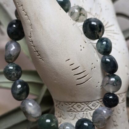Mosagaat trommelsteen armband