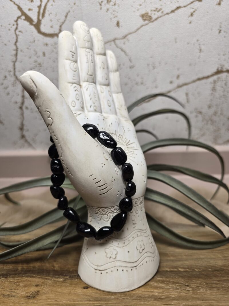 Zwarte Toermelijn trommelsteen armband