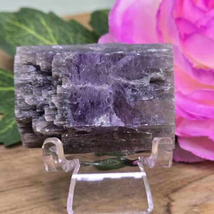 Stukje Aragoniet uit Spanje incl. standaard