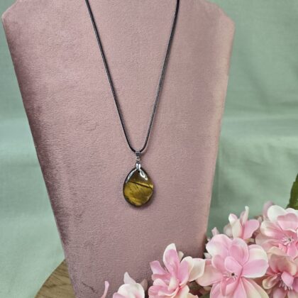 Howliet ketting facet geslepen 4mm